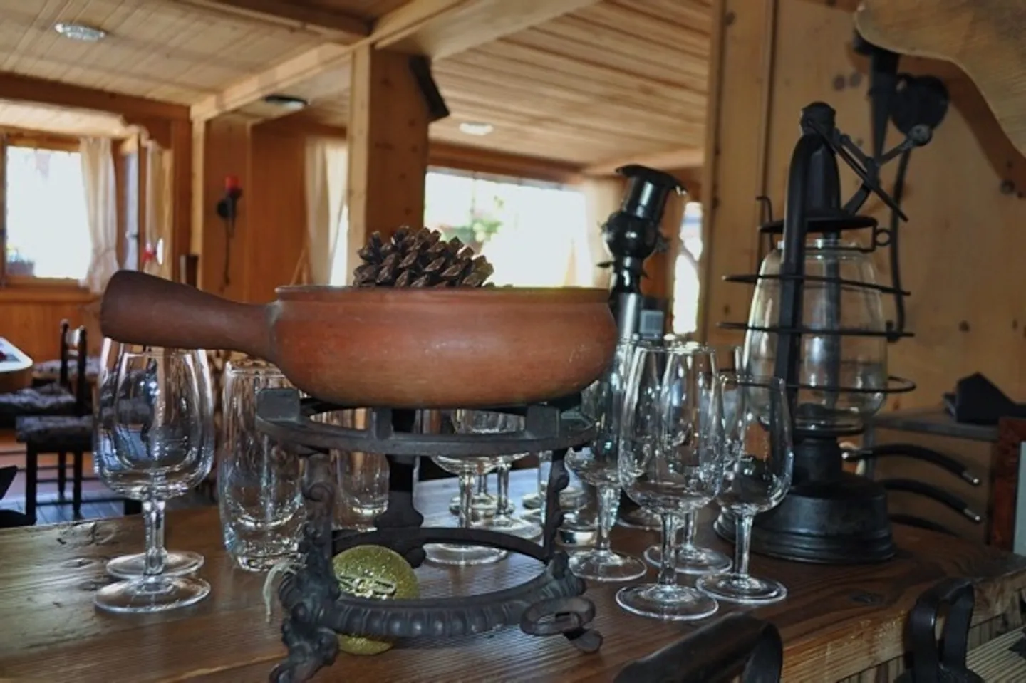 Le fleuron qu'était le restaurant Le Chaussy est à vendre aux Mosses - Photo 2 sur 17