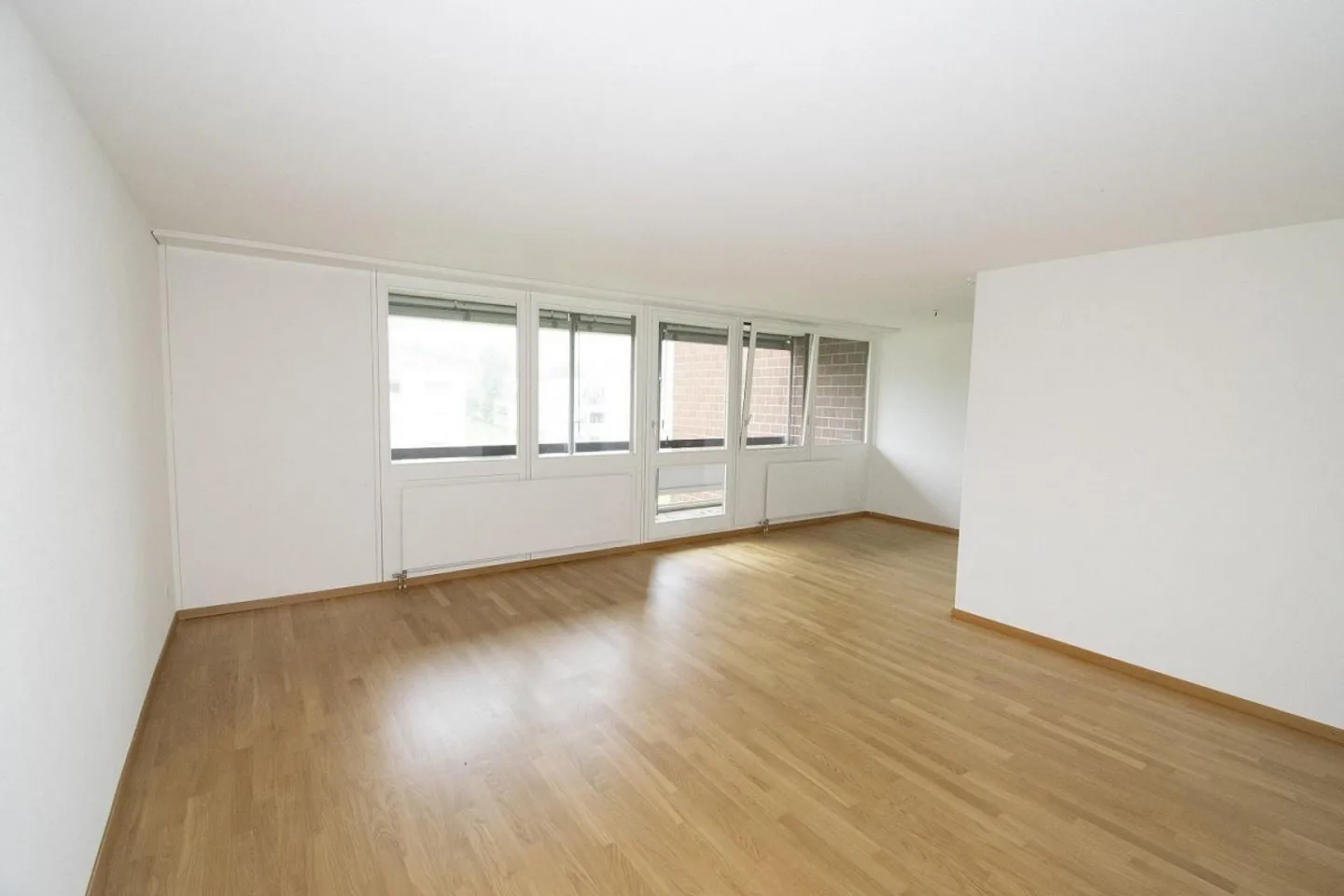 gross und hell - Zentral und doch im Grünen - Foto 2 von 12