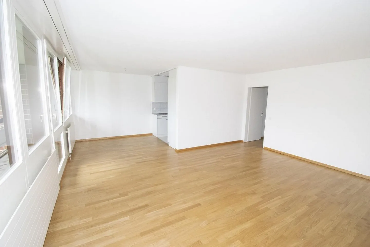 gross und hell - Zentral und doch im Grünen - Foto 3 von 12