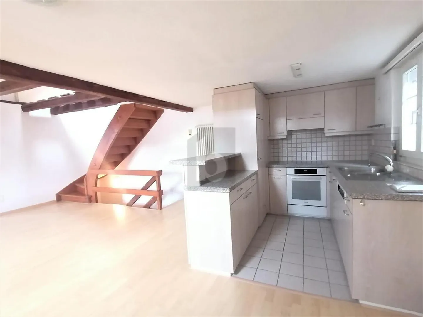 Charmante Wohnung mit Terrasse - Foto 4 von 6