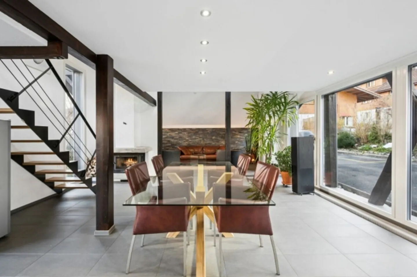 Bijou résidentiel compact entre montagnes et lacs - Photo 4 sur 13