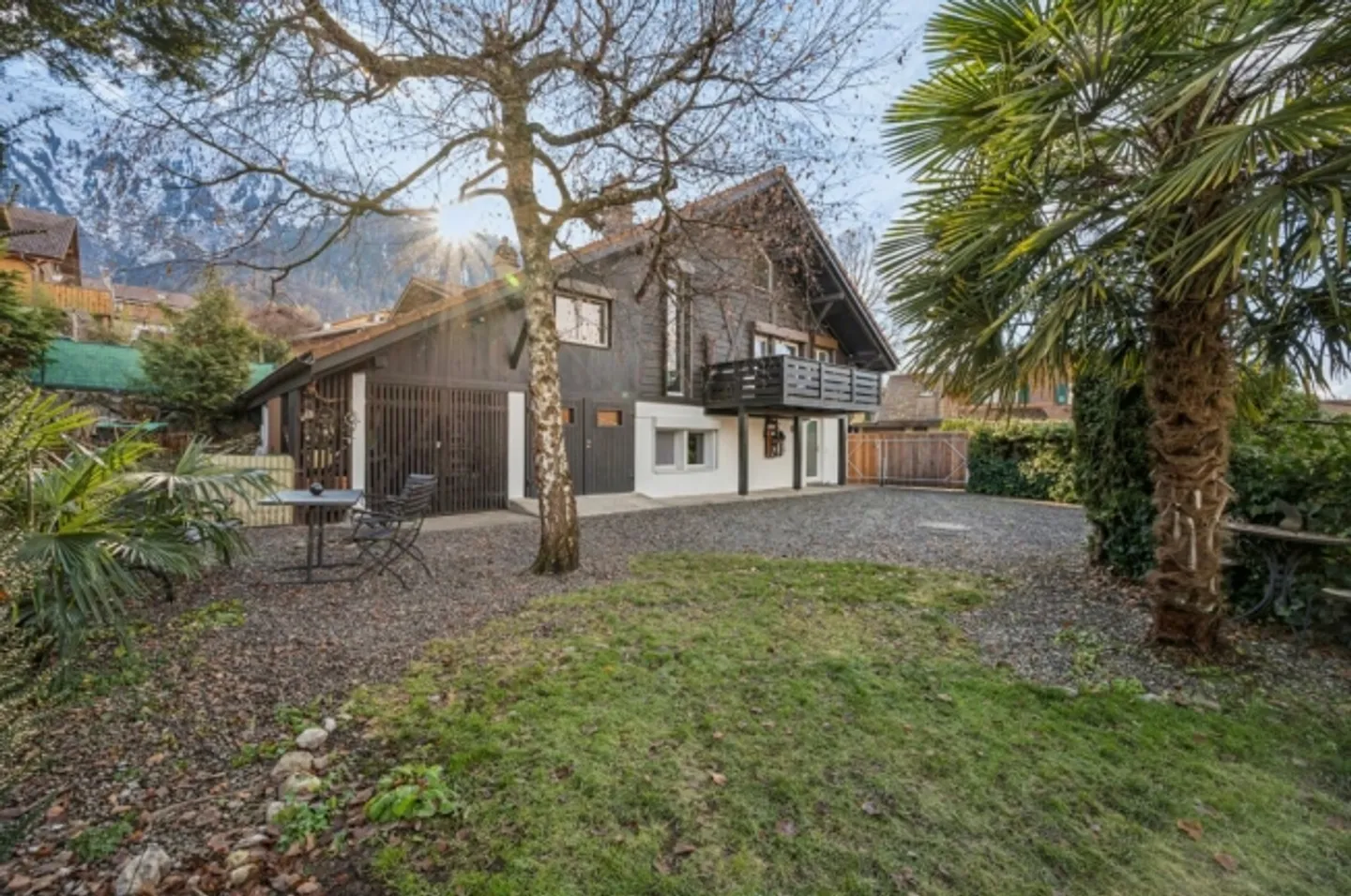 Bijou résidentiel compact entre montagnes et lacs - Photo 10 sur 13