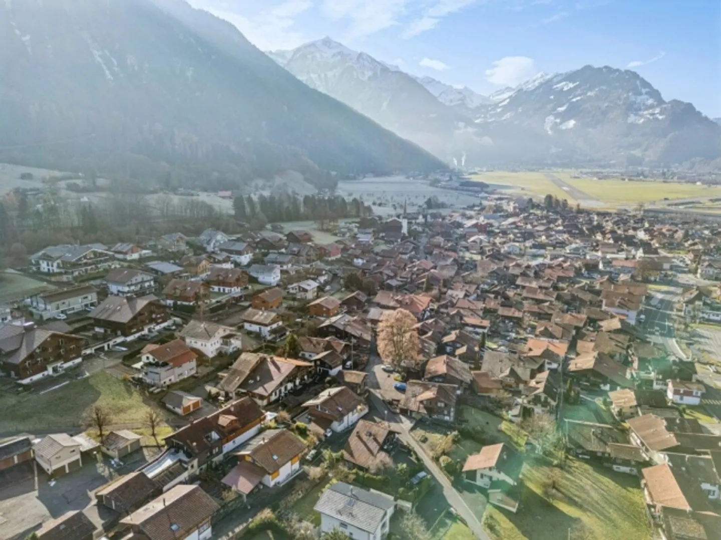 Bijou résidentiel compact entre montagnes et lacs - Photo 13 sur 13