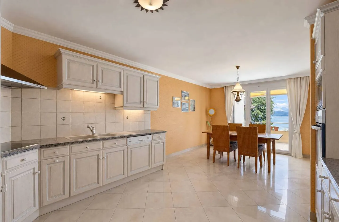Esclusività: Splendido appartamento di 156 m² con vista lago - Foto 1 di 11