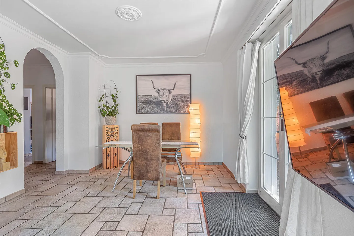 Charmante maison à trois familles avec jardin et potentiel d'extension - Photo 3 sur 14