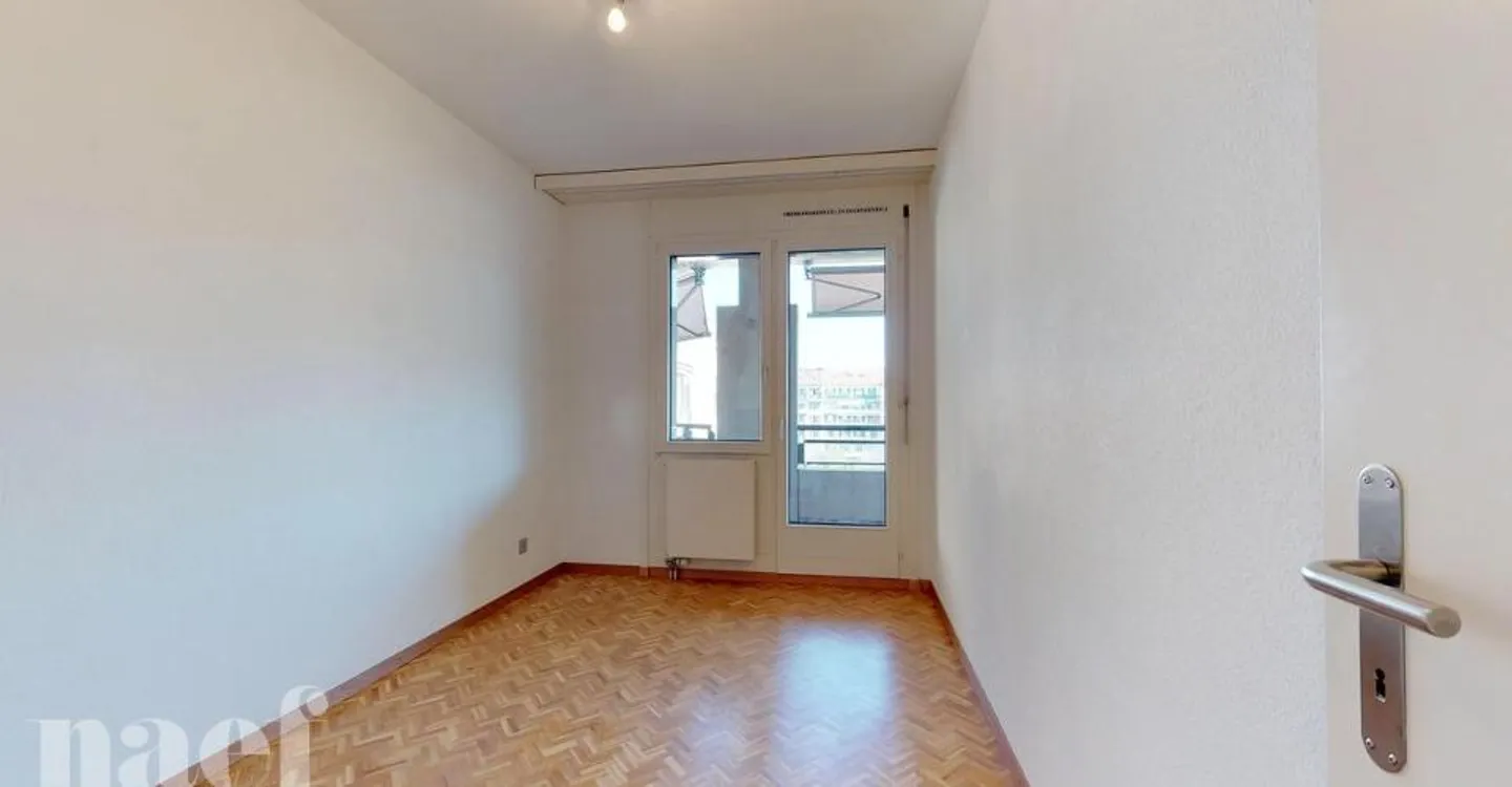 Bellissimo duplex a Carouge situato in Rue des Caroubiers 15 - Foto 9 di 11