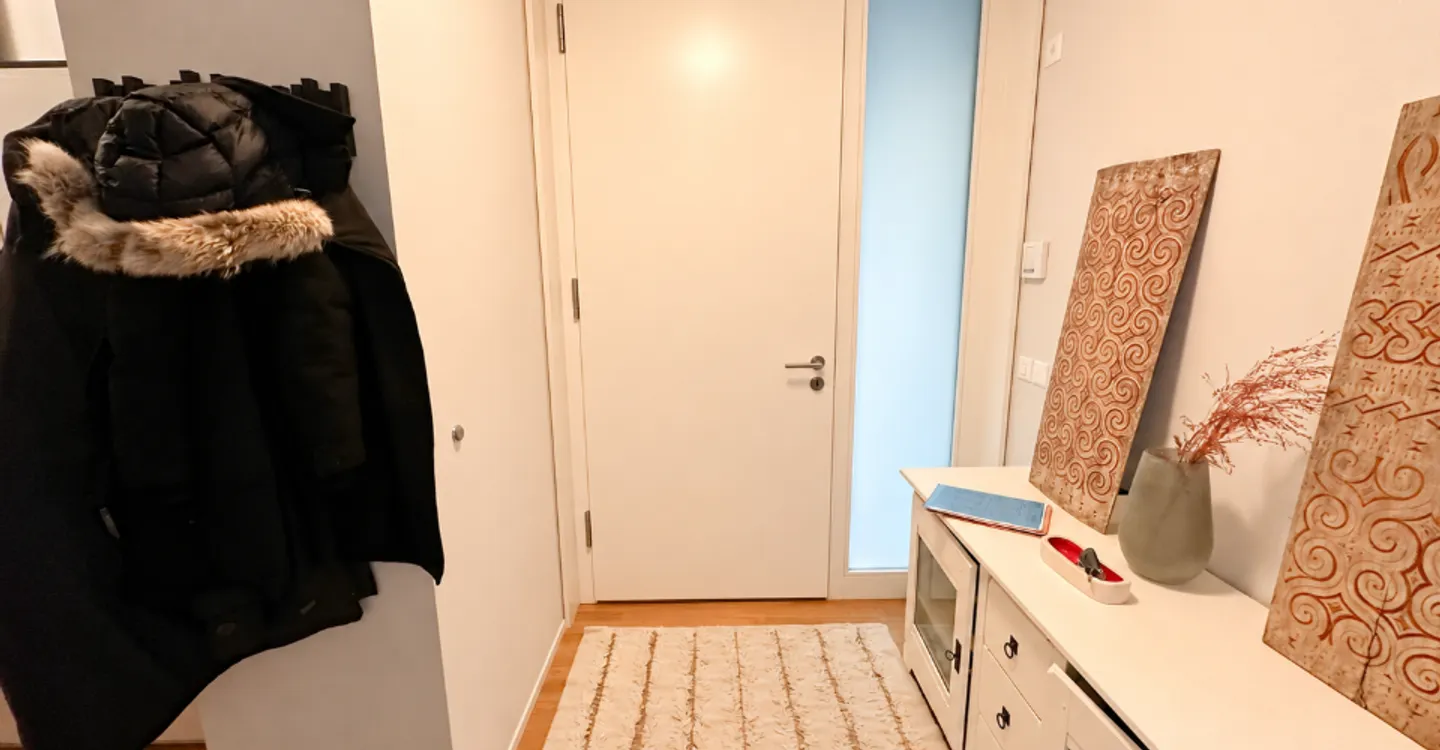 Beautiful 7-room apartment on the 4th floor - Photo 1 of 10