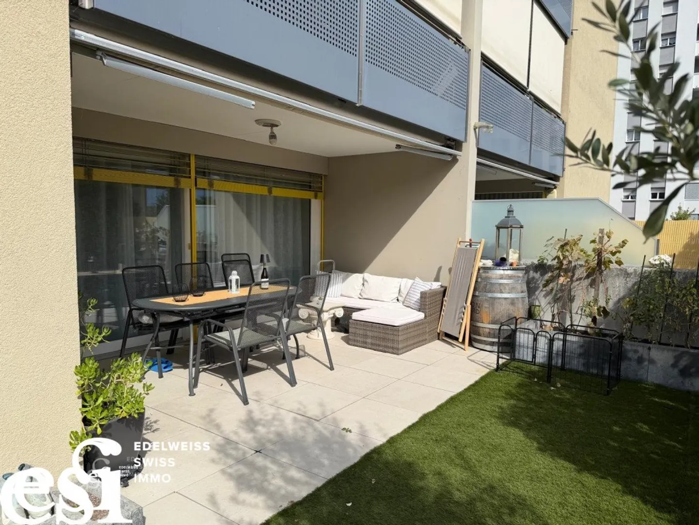 Wunderschöne Minergie-Wohnung mit 4,5 Zimmern und Terrasse-Garten in Collombey - Foto 1 von 10
