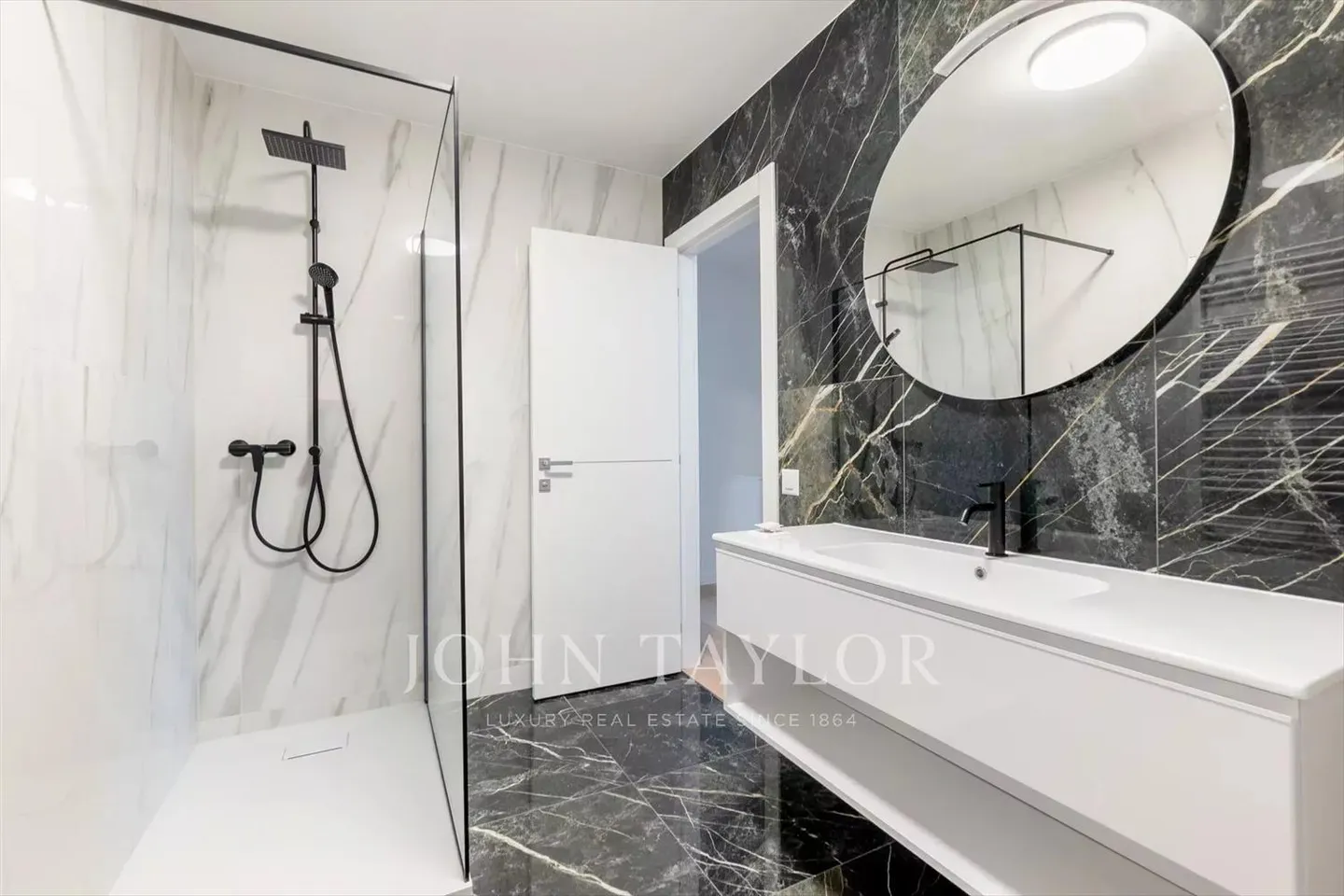 Detached villa with spectacular lake view - Foto 7 von 9