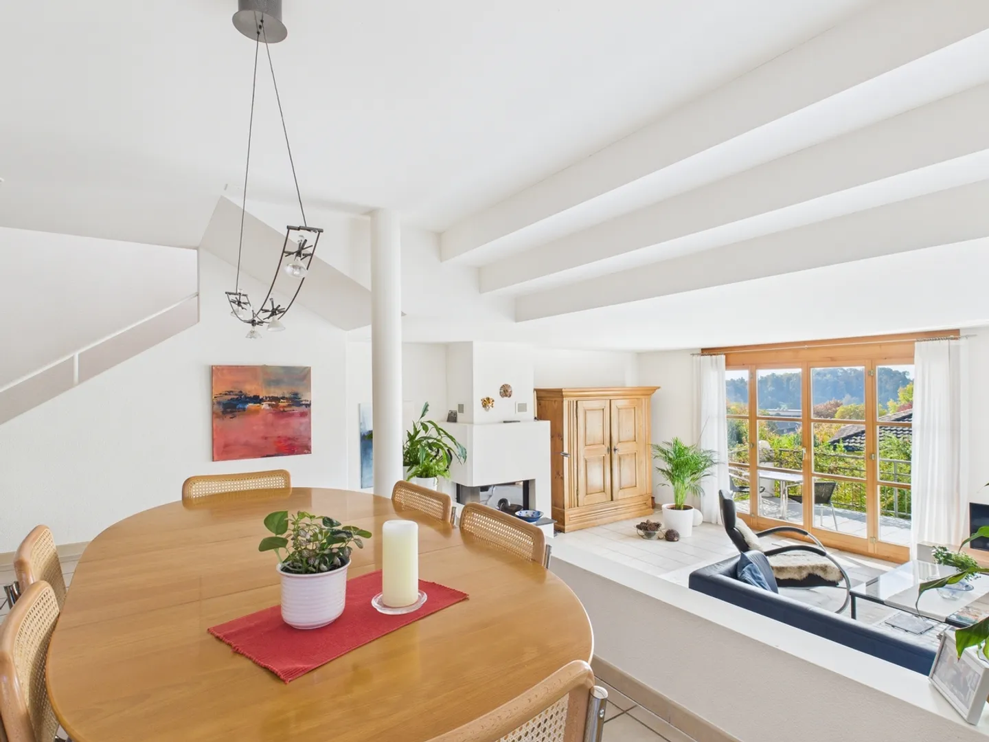 Casa unifamiliare di 6,5 stanze in una posizione da sogno - Mettmenstetten - Foto 4 di 18