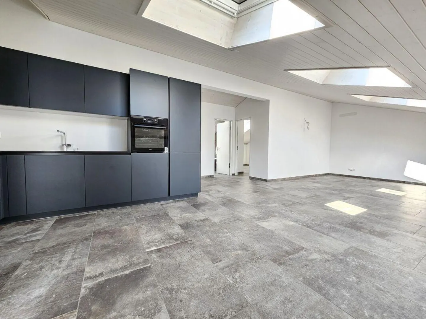 Modernes Apartment in Gordola - Foto 1 von 12