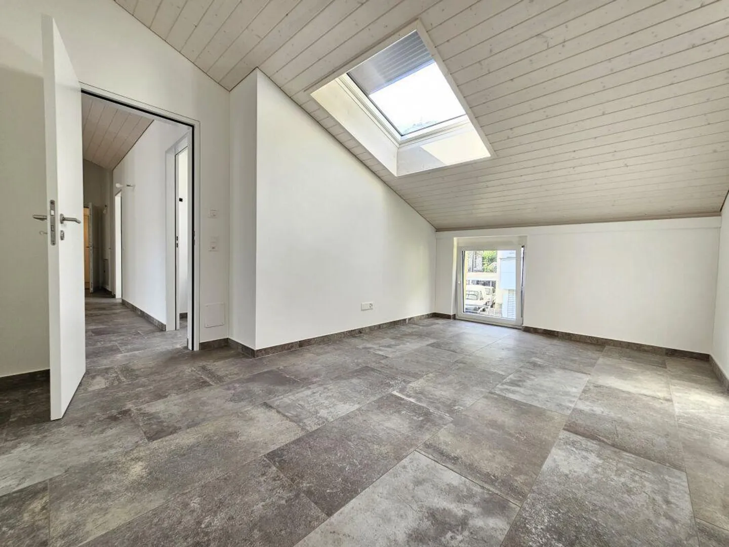 Modernes Apartment in Gordola - Foto 5 von 12