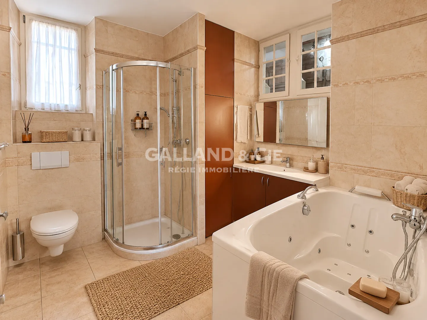 Charming Apartment with Garden - Photo 9 of 13