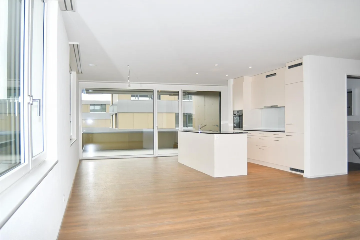 Moderne Gartenwohnung in Amriswil - Foto 3 von 25