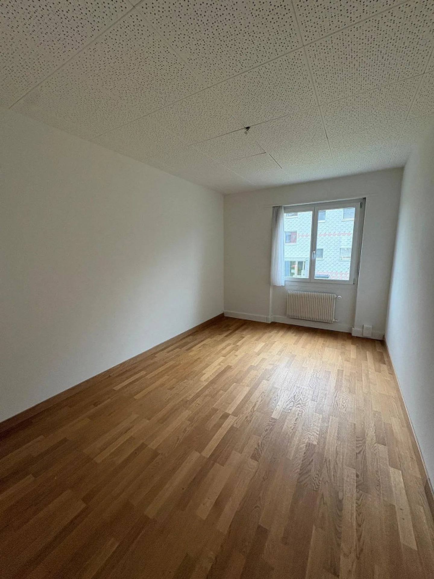 Quiet 4.5-room apartment in the heart of Lyss - Photo 6 of 8