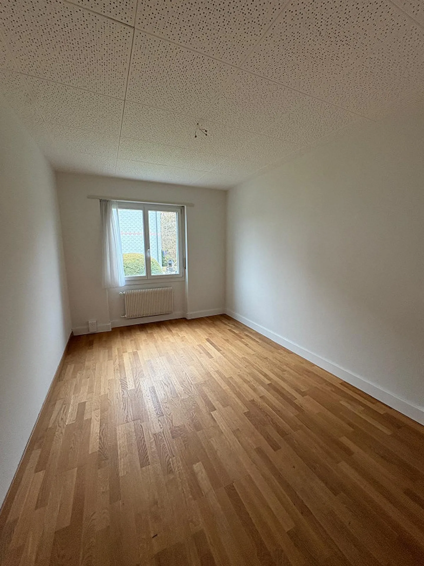 Quiet 4.5-room apartment in the heart of Lyss - Photo 7 of 8