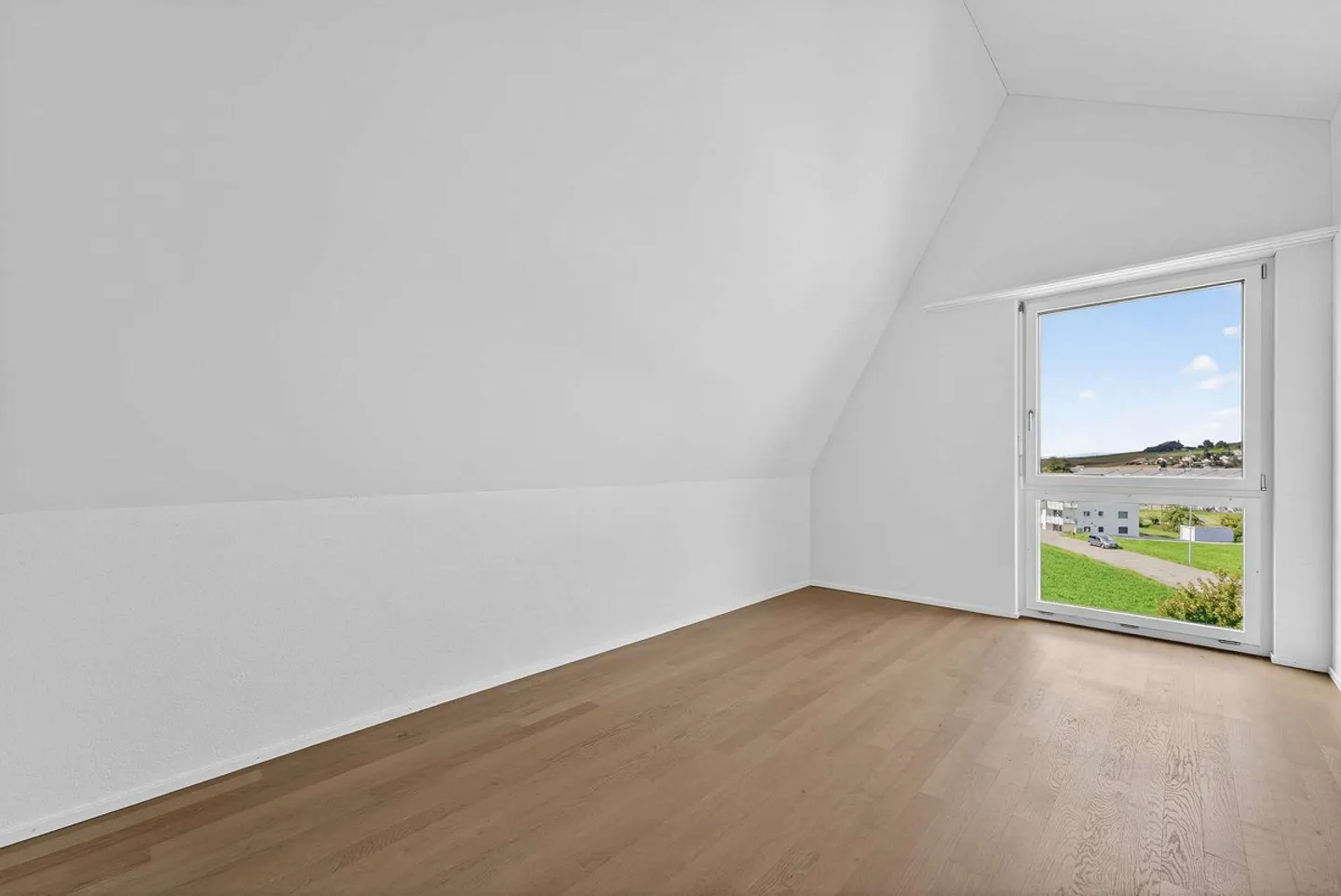 Appartement en duplex moderne et lumineux de 6,5 pièces avec une grande terrasse de 36,2 m² - Photo 9 sur 25