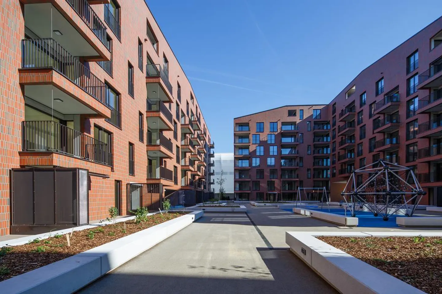 Spacious 1.5-room apartment - Photo 2 of 6