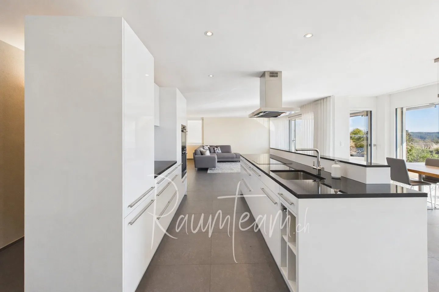 Appartement de terrasse ensoleillé et de rêve avec vue sur la montagne - Photo 5 sur 24