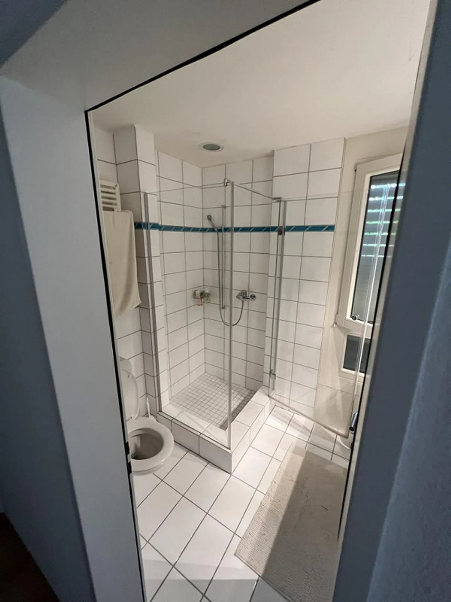 Quartier résidentiel calme avec vue sur la verdure - Photo 7 sur 10