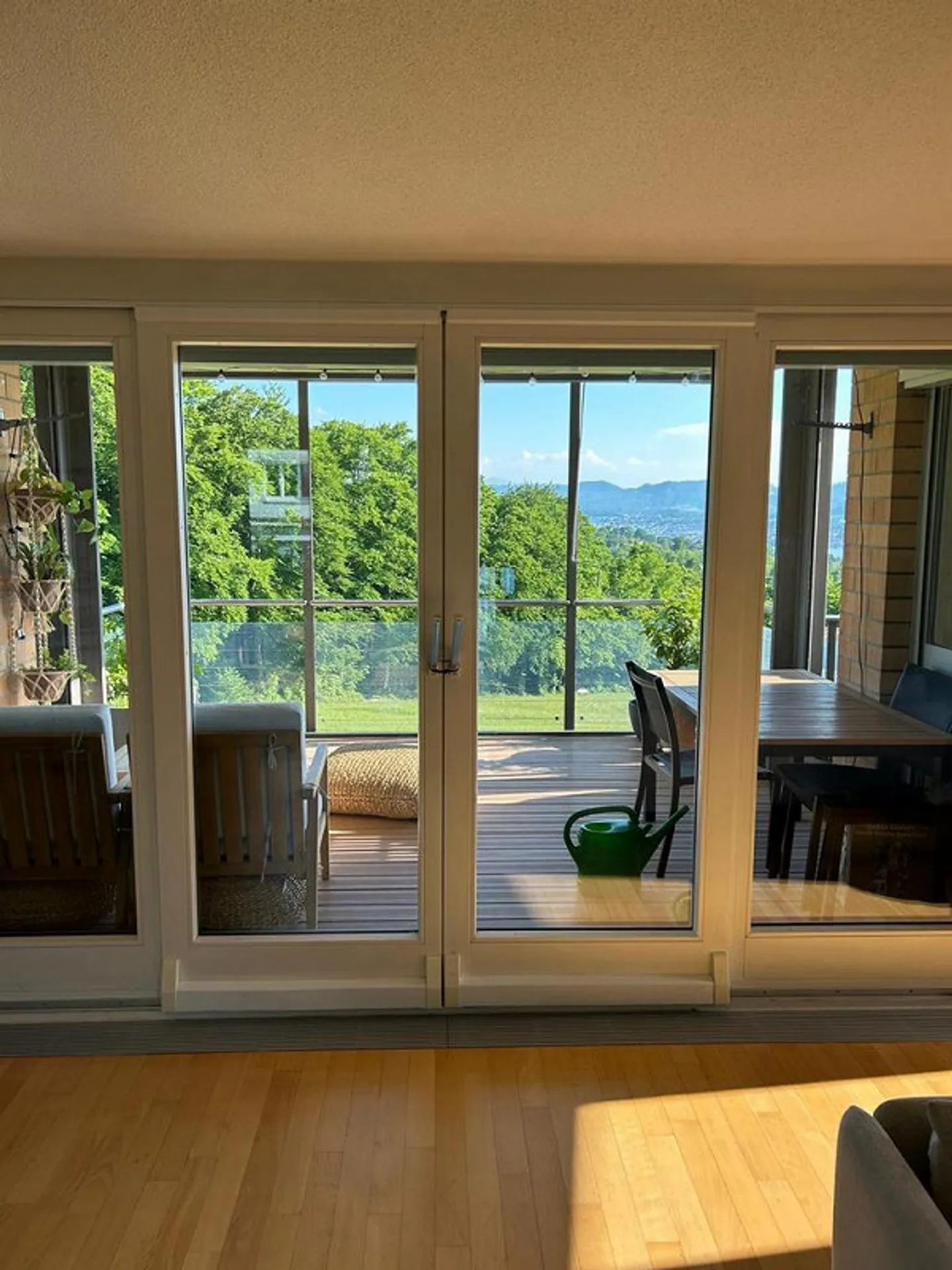 Quartier résidentiel calme avec vue sur la verdure - Photo 8 sur 10