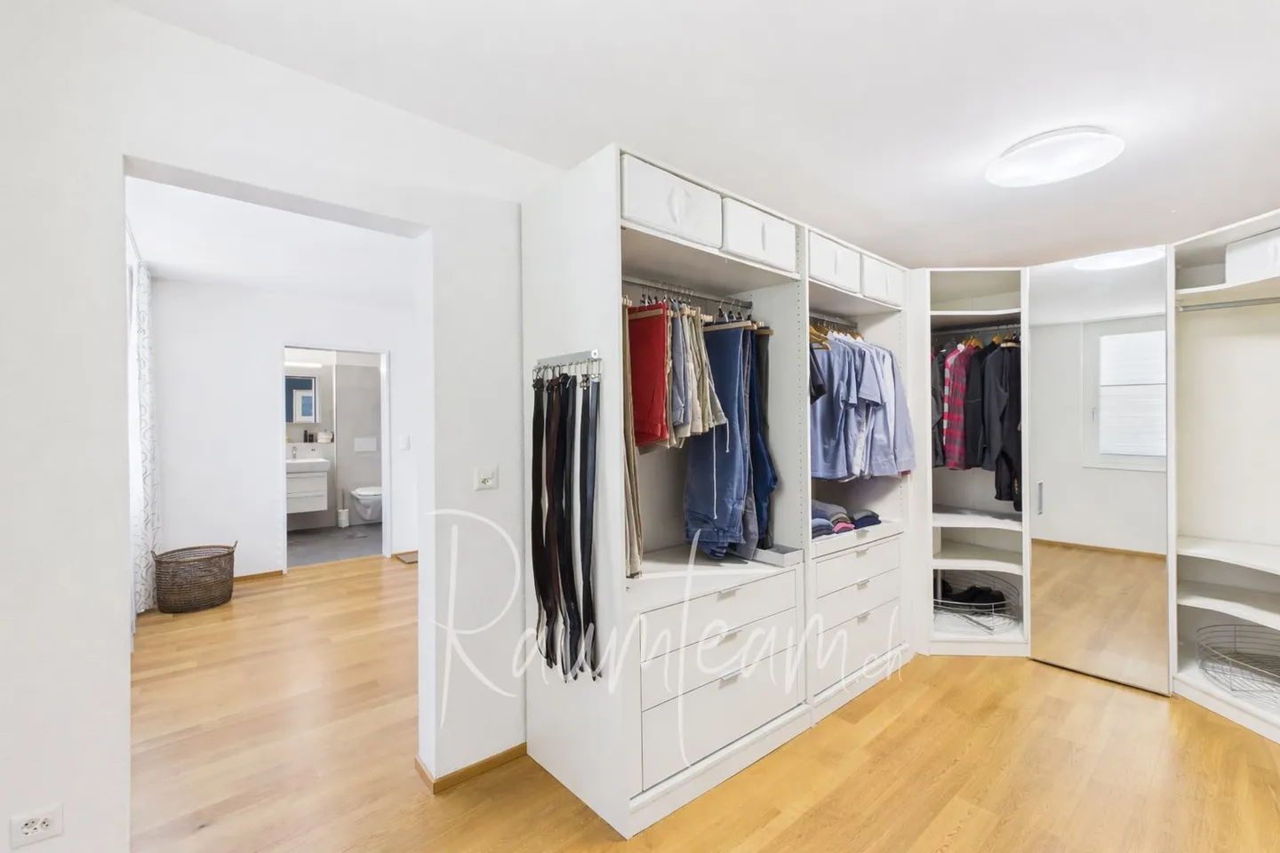 Appartement de terrasse ensoleillé et de rêve avec vue sur la montagne - Photo 18 sur 24