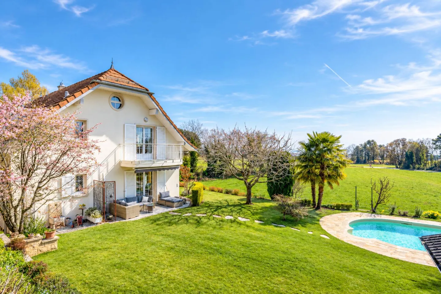 Villa Élégante avec Vue Alpestre - Photo 5 sur 11