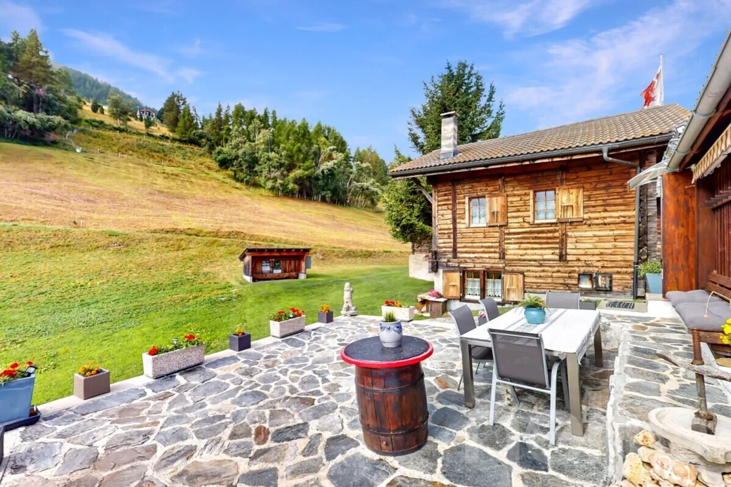 Superb Chalet in Unterbäch (VS) - Photo 2 of 12