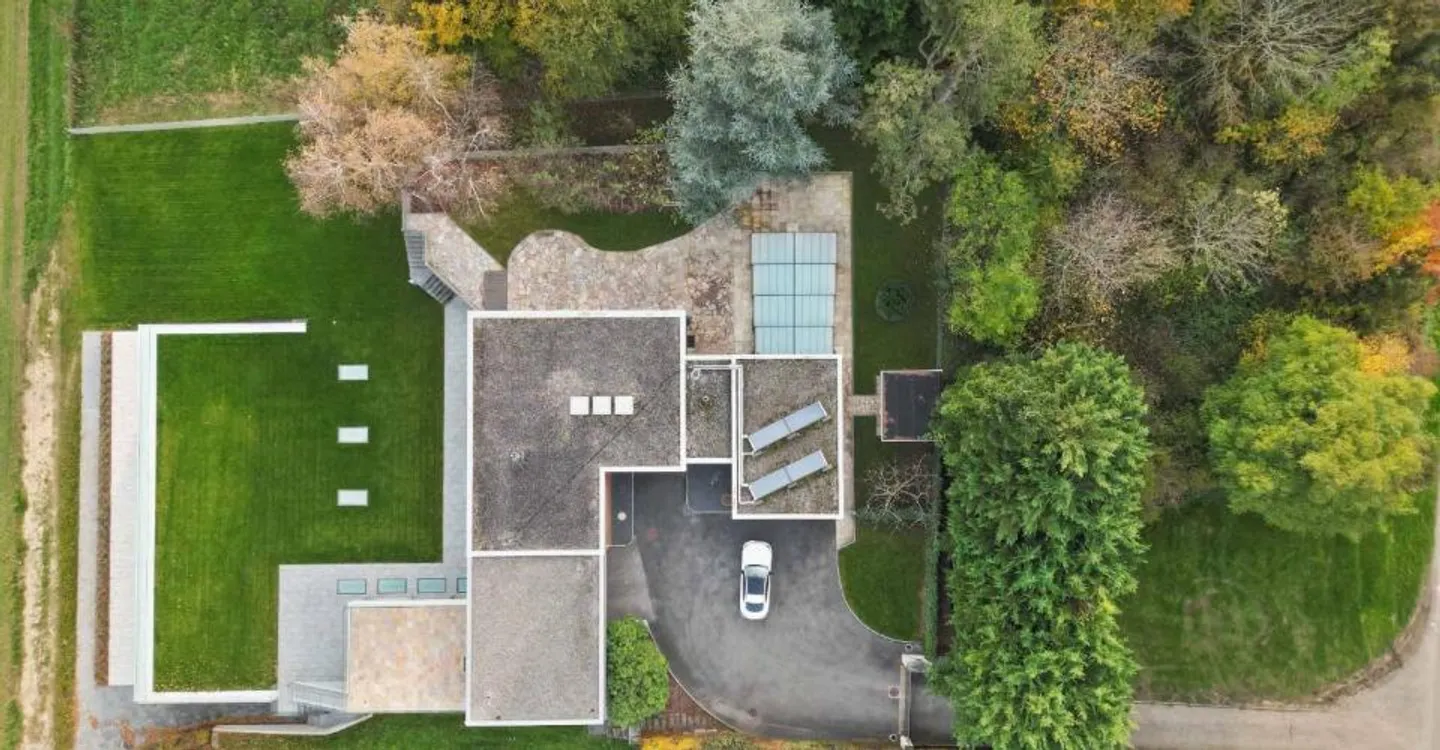 Luxury Home with Lake View - Photo 10 of 11