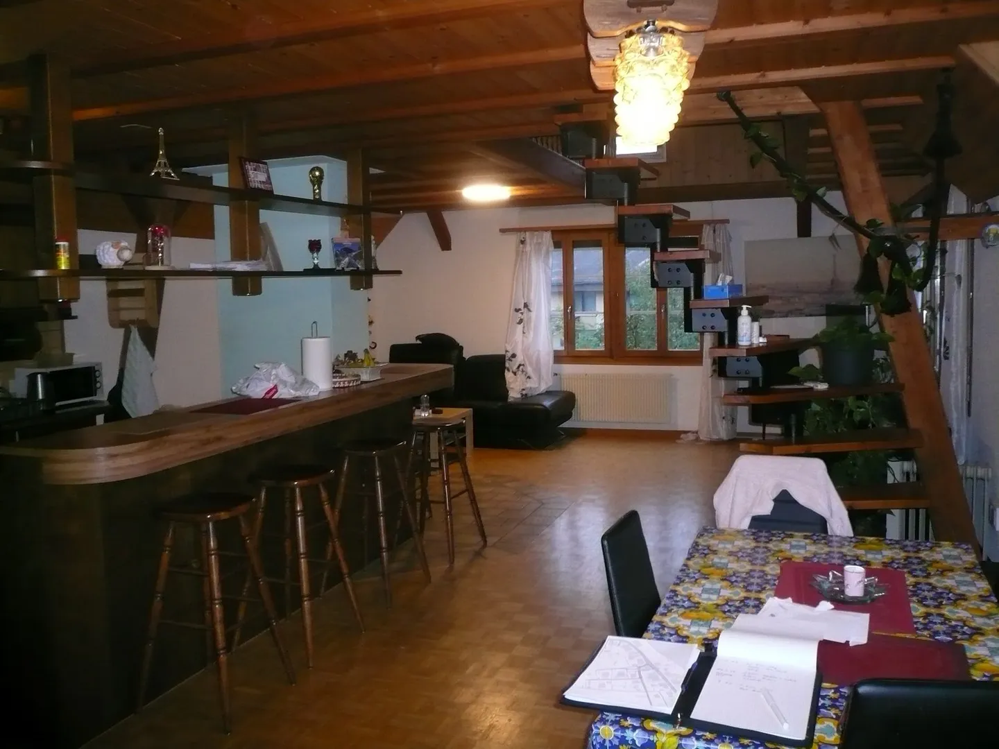 Maison multifamiliale spacieuse avec 4 appartements à Aarwangen - Photo 4 sur 19