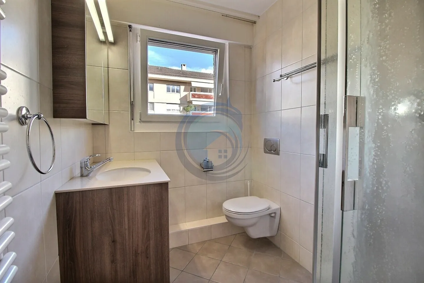 Appartement spacieux avec balcon - Photo 9 sur 13