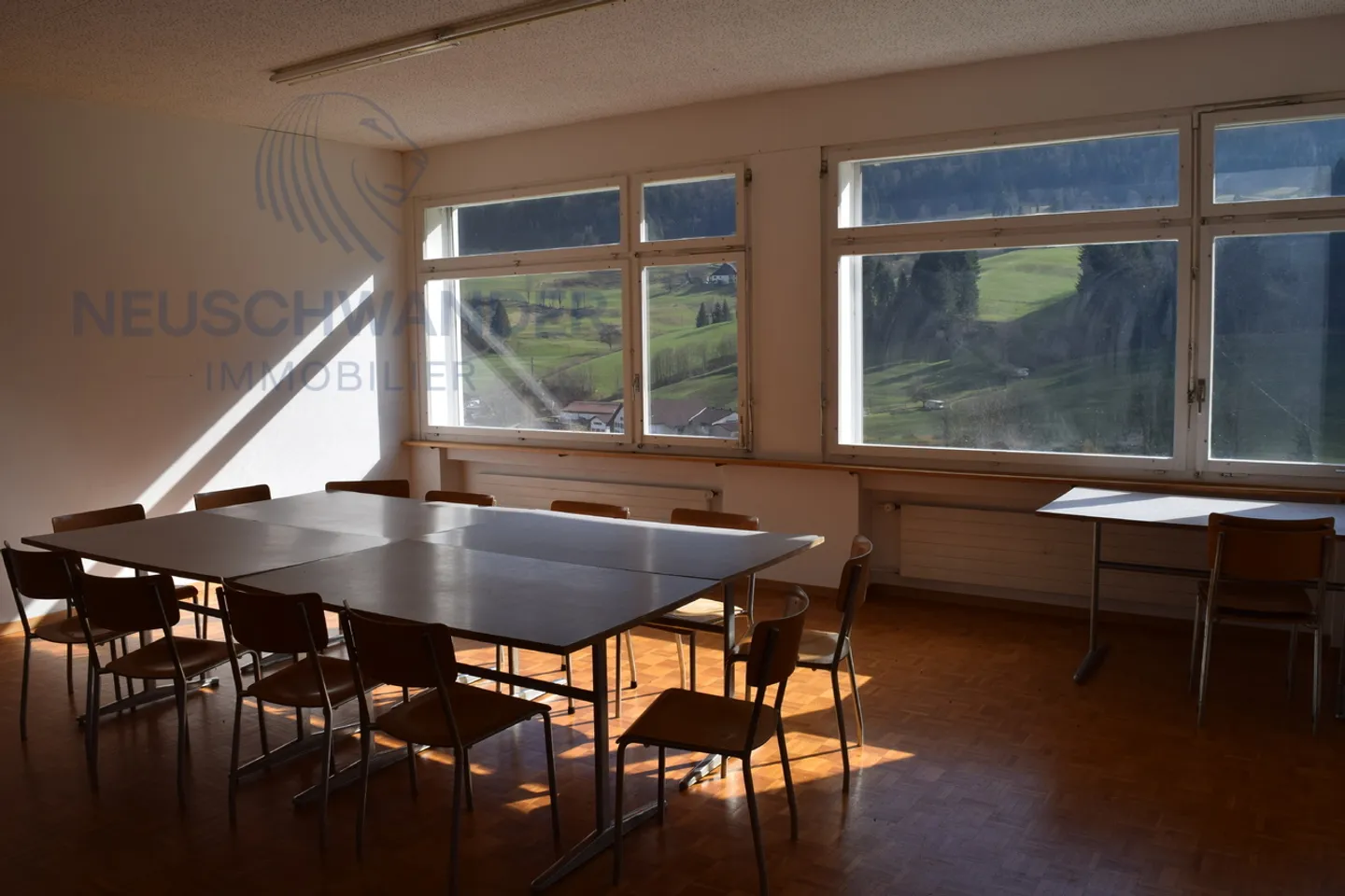 Interessante edificio vicino al Doubs, nel cuore della natura - Foto 2 di 21
