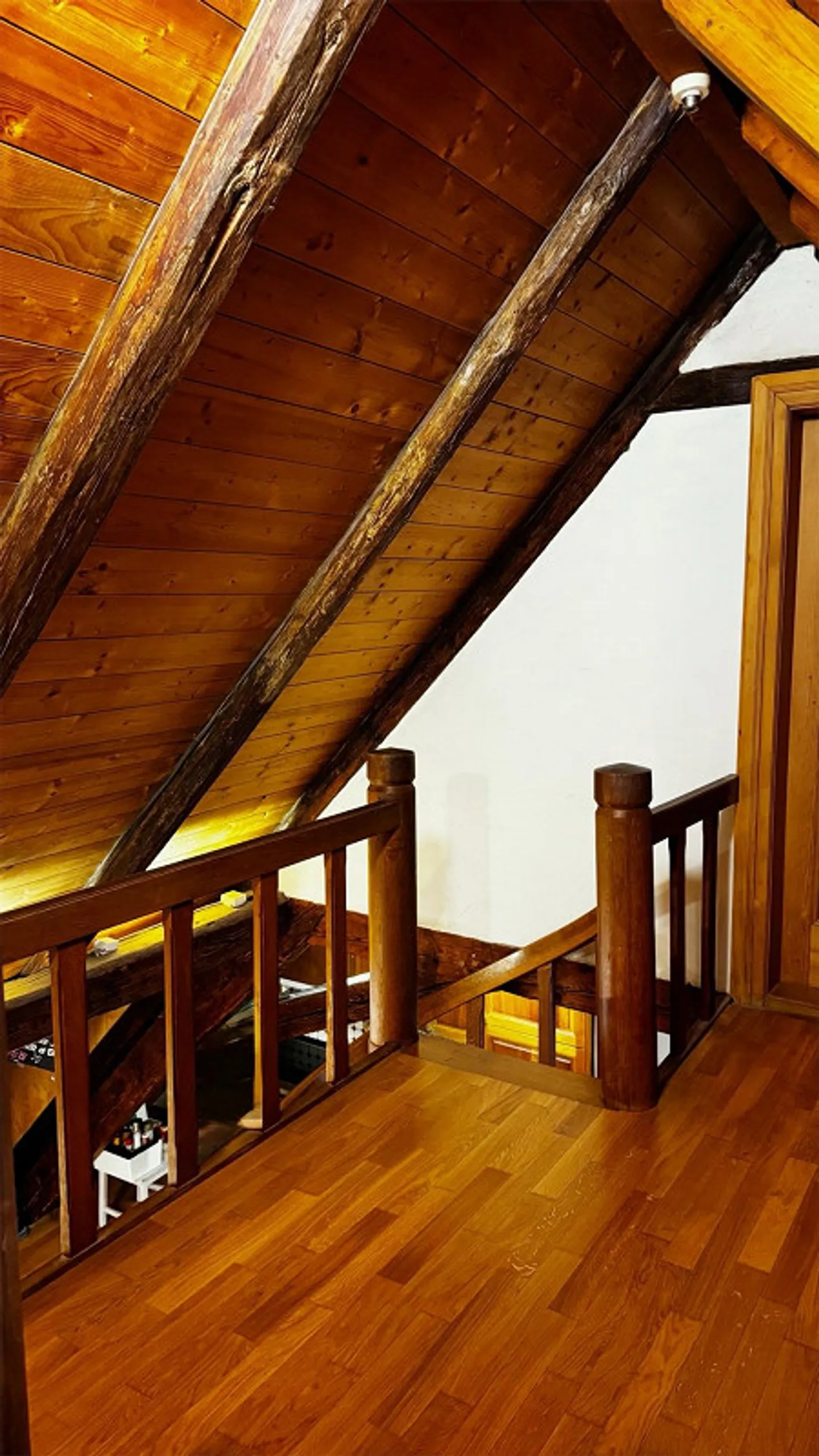 Historical 4.5 Room Maisonette Apartment in the Old Town - Photo 10 of 19