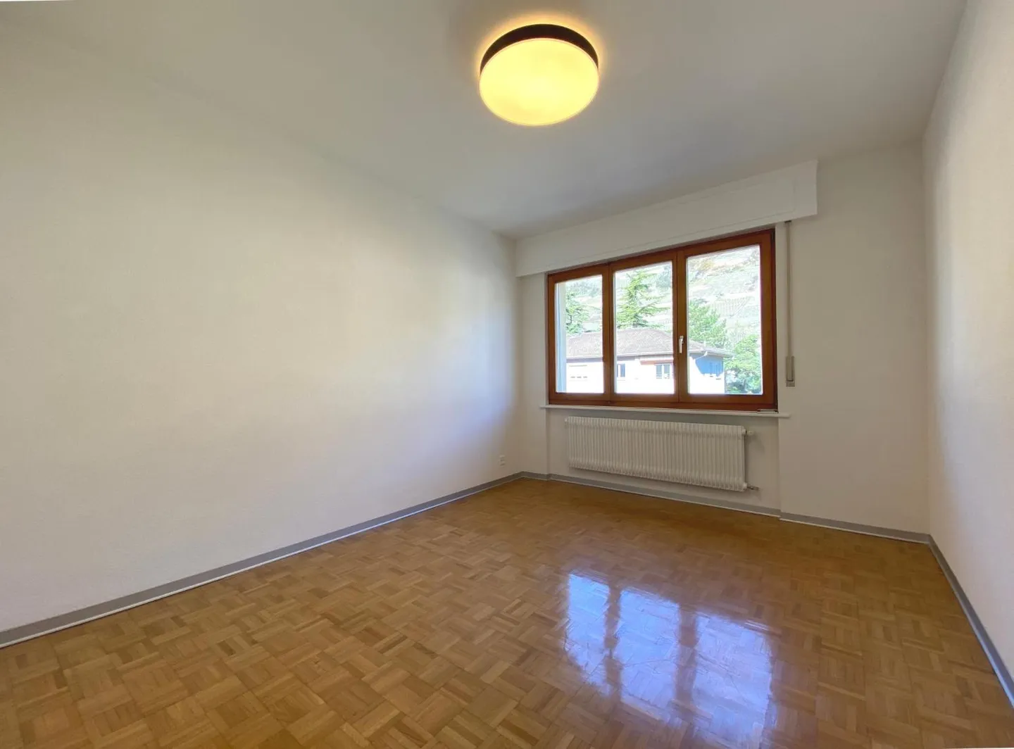 Appartement 4.5 pièces rénové - Photo 5 sur 12