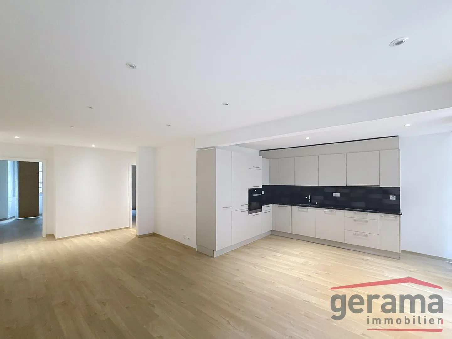 Charmante 4-Zimmer-Wohnung in Freiburg - Foto 2 von 5