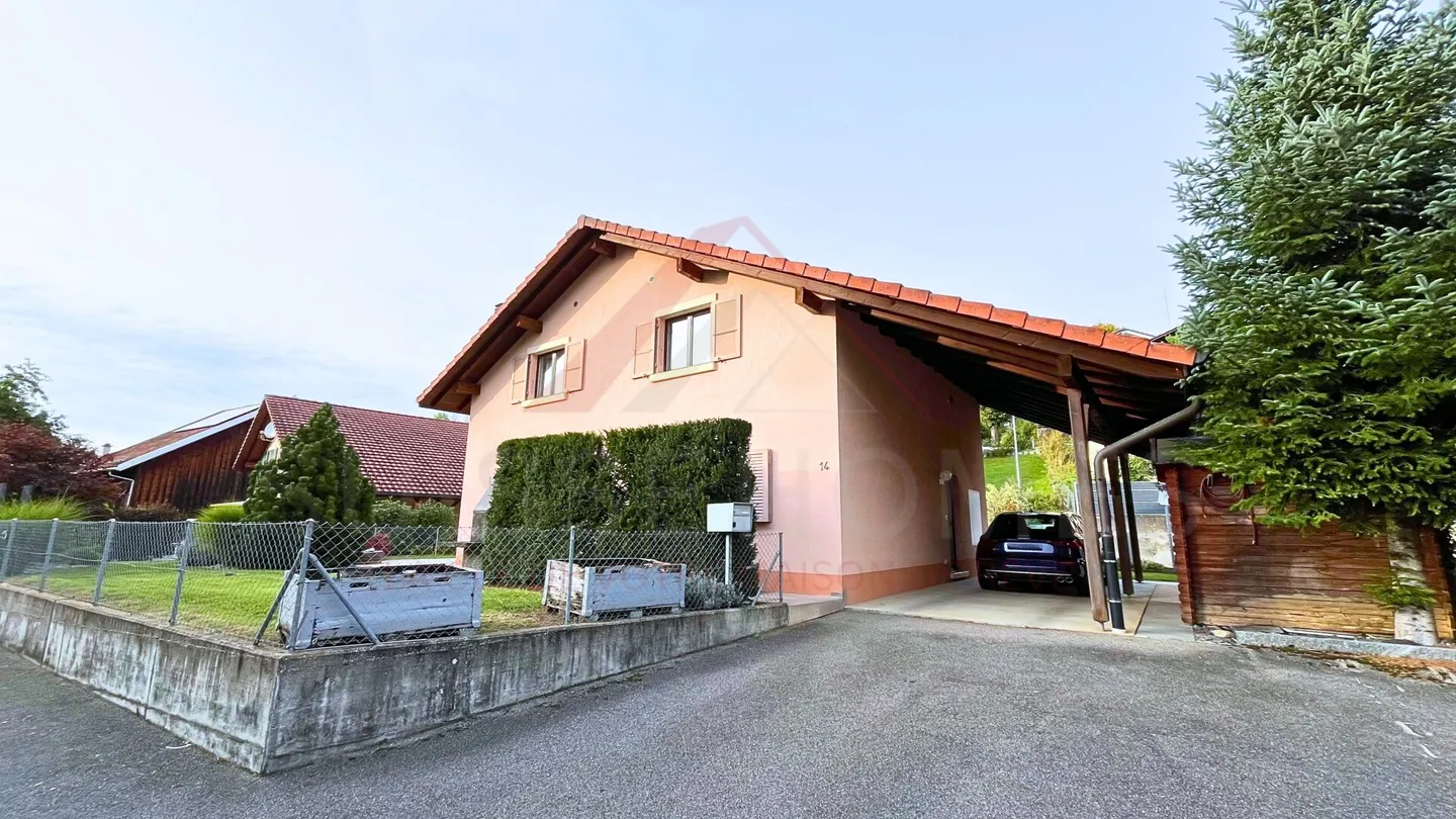 Opportunità rara a Vicques: casa familiare di 151 m² con giardino, terrazze e bagno nordico - Foto 1 di 18