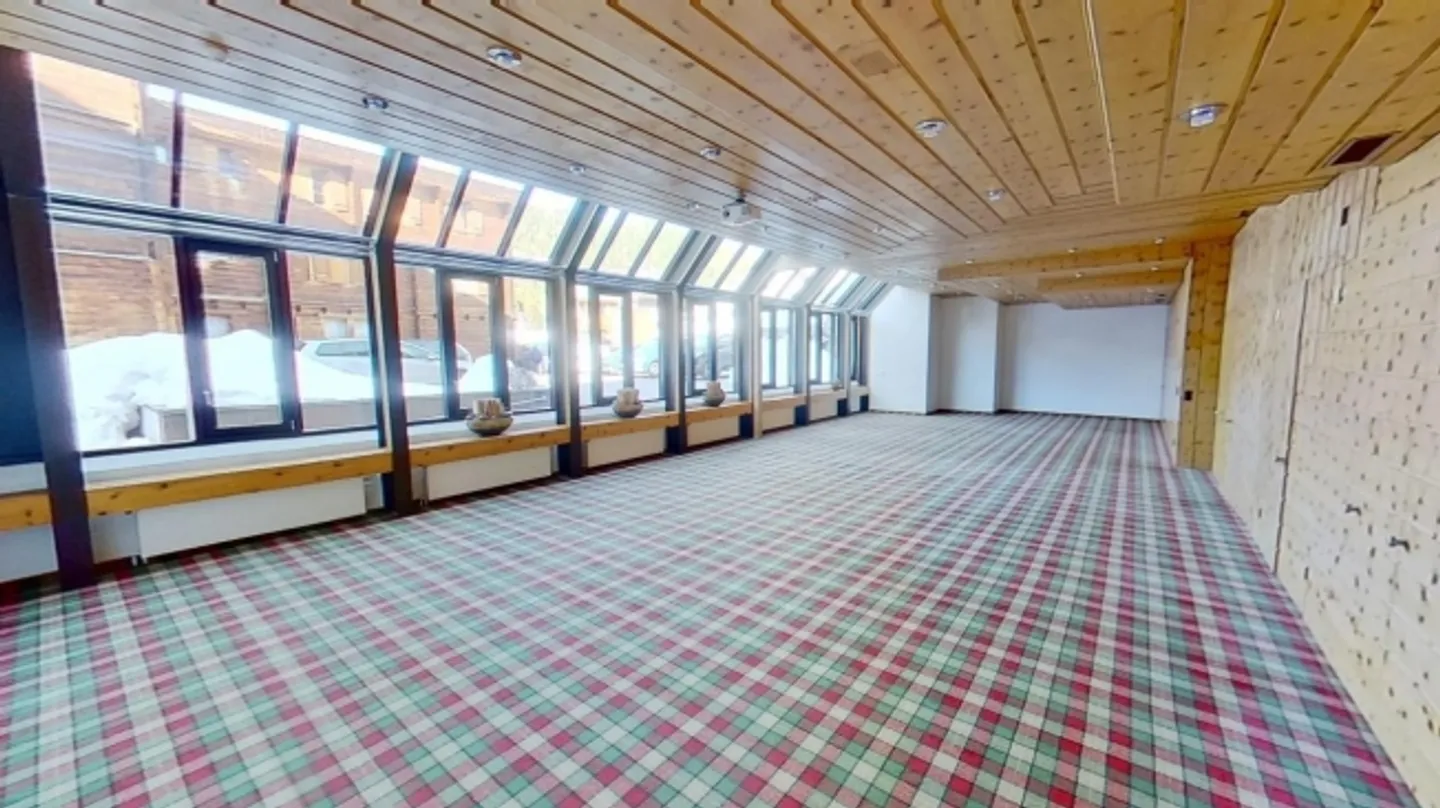 Become part of The Grand Arosa Pop-Up Hotel Gastro, Culture or Concept Space for rent in Arosa! - Photo 5 of 7