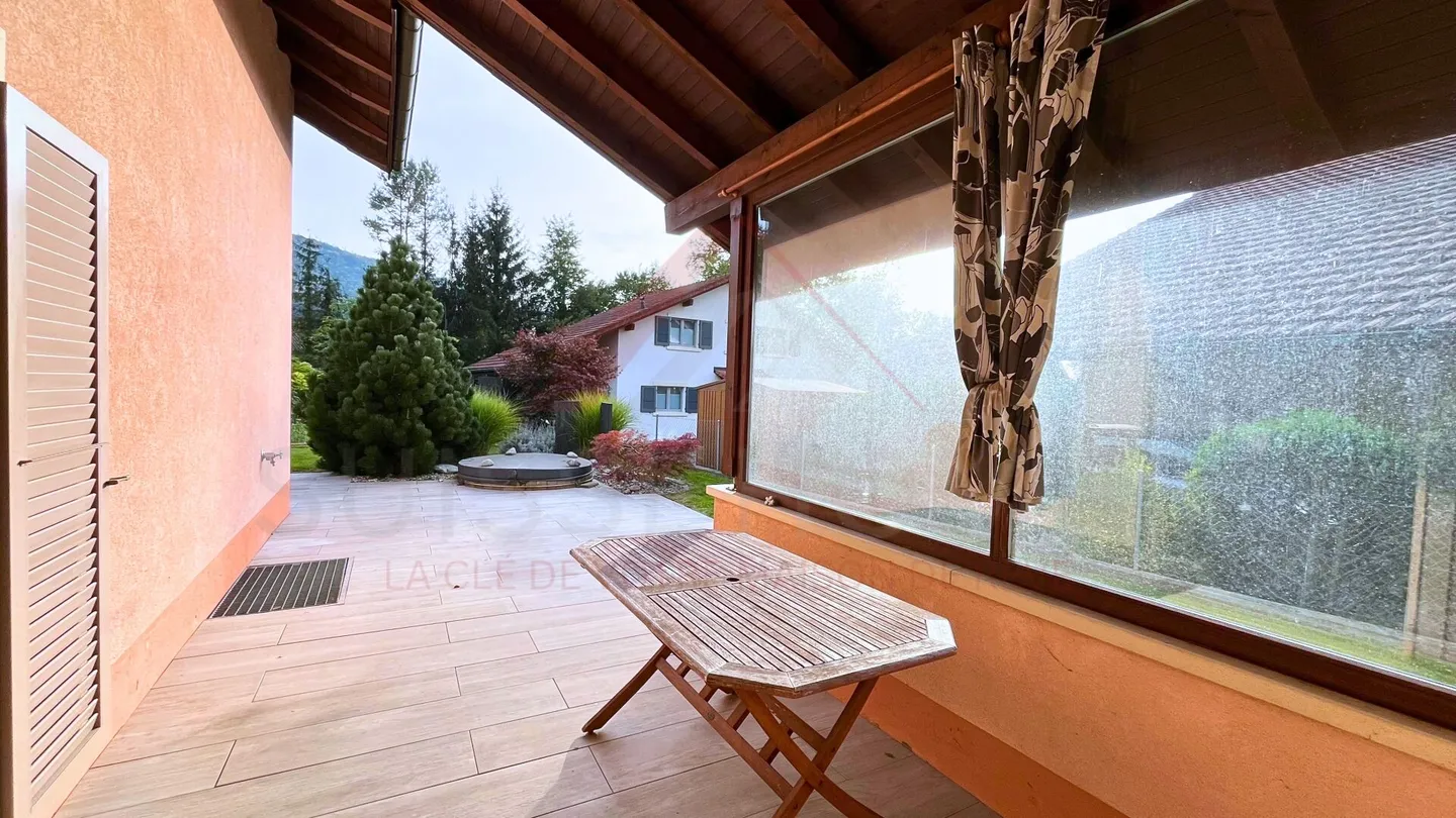 Opportunità rara a Vicques: casa familiare di 151 m² con giardino, terrazze e bagno nordico - Foto 7 di 18