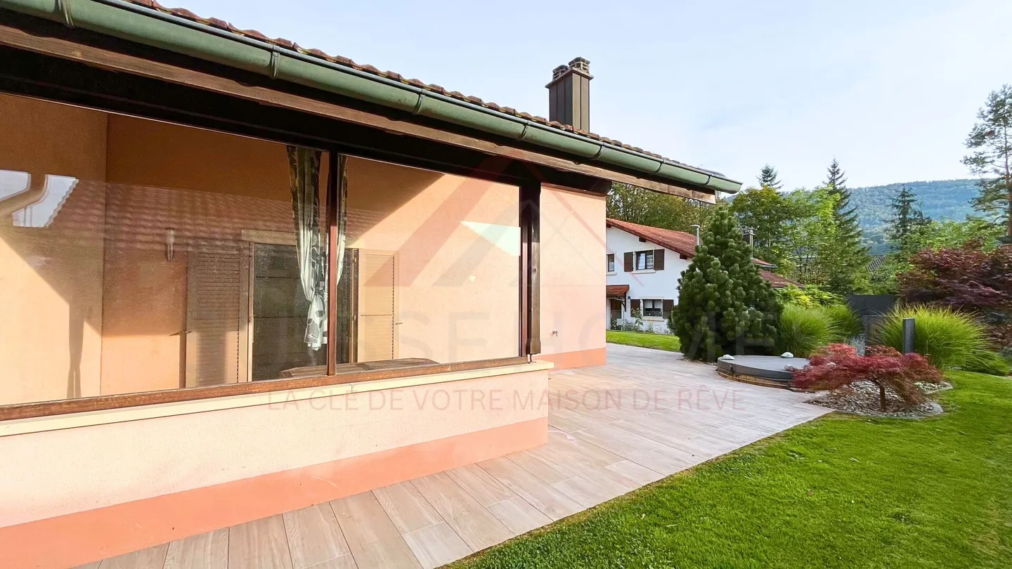 Opportunità rara a Vicques: casa familiare di 151 m² con giardino, terrazze e bagno nordico - Foto 8 di 18