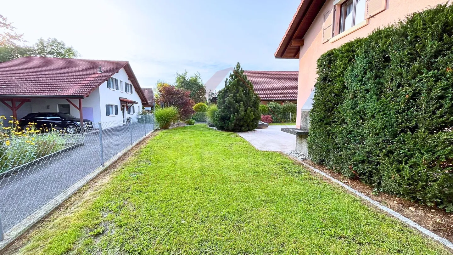 Opportunità rara a Vicques: casa familiare di 151 m² con giardino, terrazze e bagno nordico - Foto 11 di 18