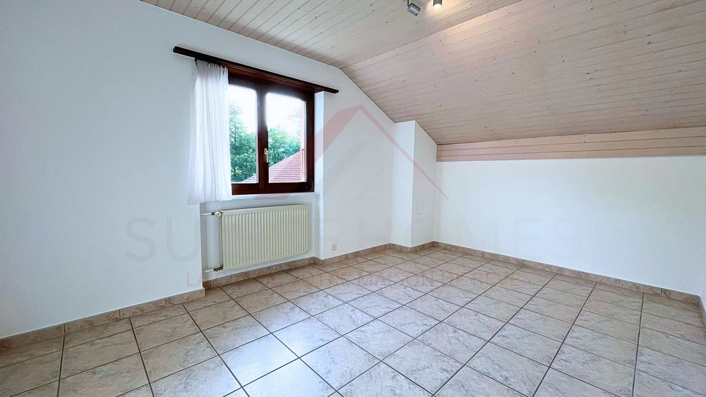 Opportunità rara a Vicques: casa familiare di 151 m² con giardino, terrazze e bagno nordico - Foto 12 di 18