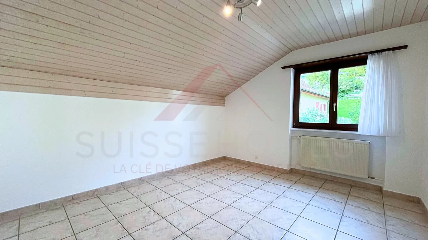 Opportunità rara a Vicques: casa familiare di 151 m² con giardino, terrazze e bagno nordico - Foto 14 di 18