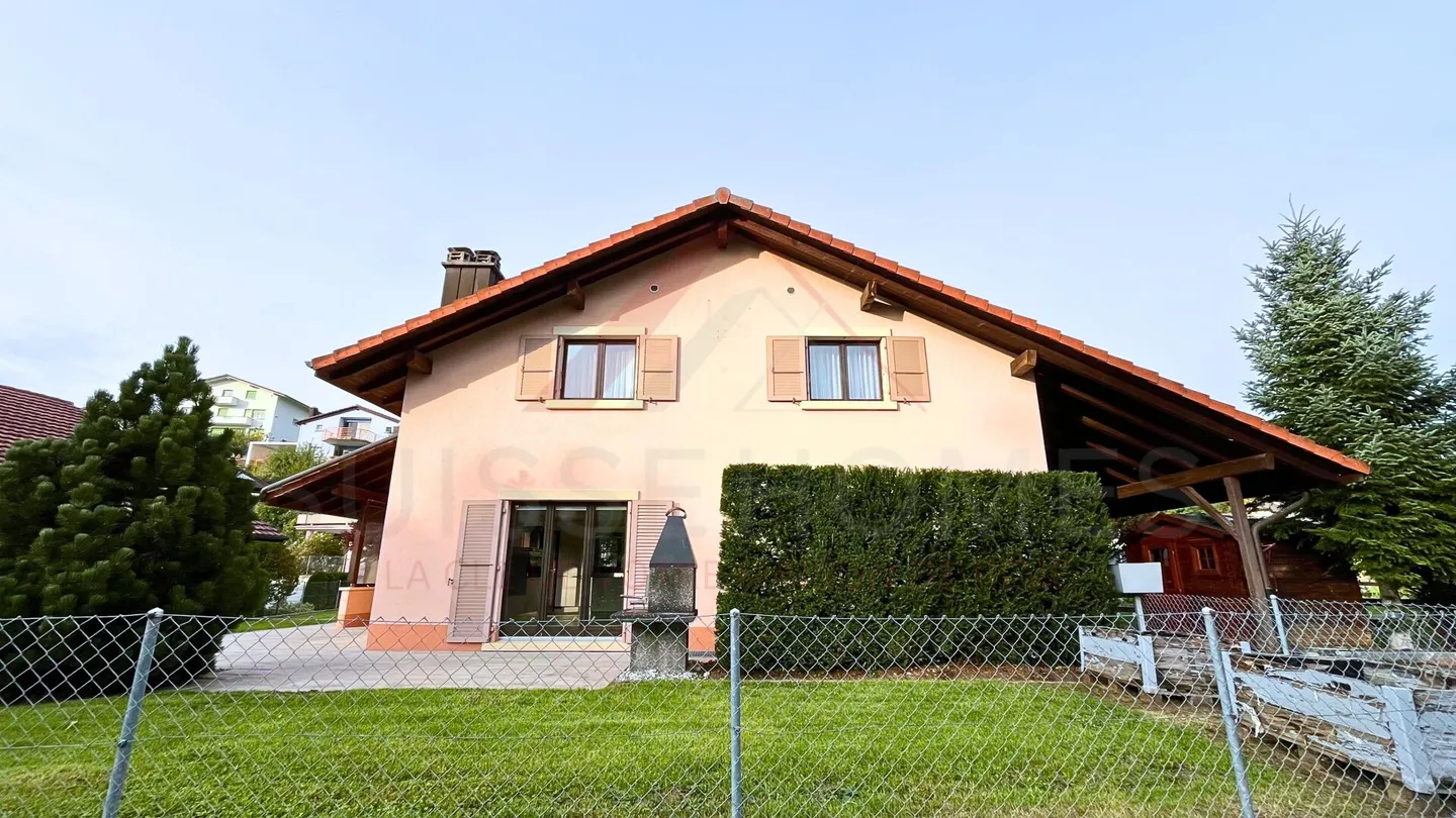Opportunità rara a Vicques: casa familiare di 151 m² con giardino, terrazze e bagno nordico - Foto 17 di 18