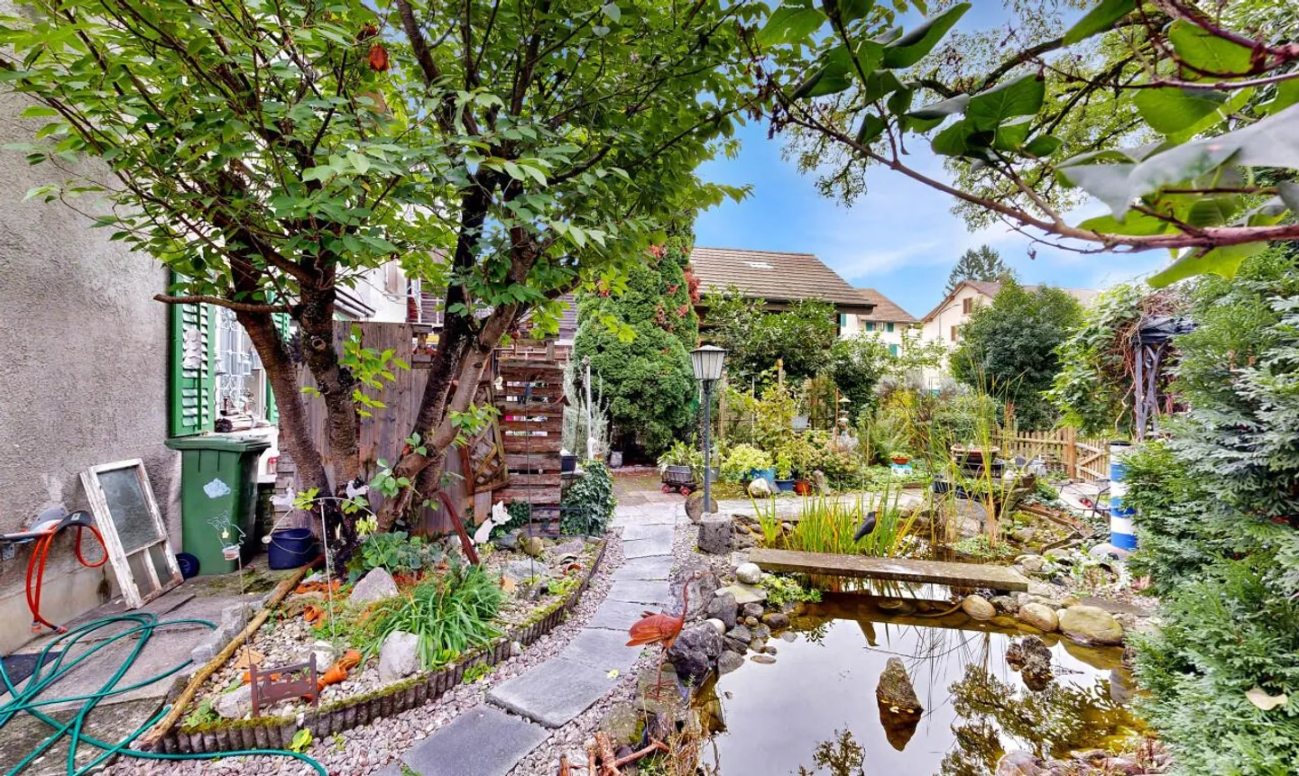 Semi-Detached House Winterthur - Photo 2 of 11