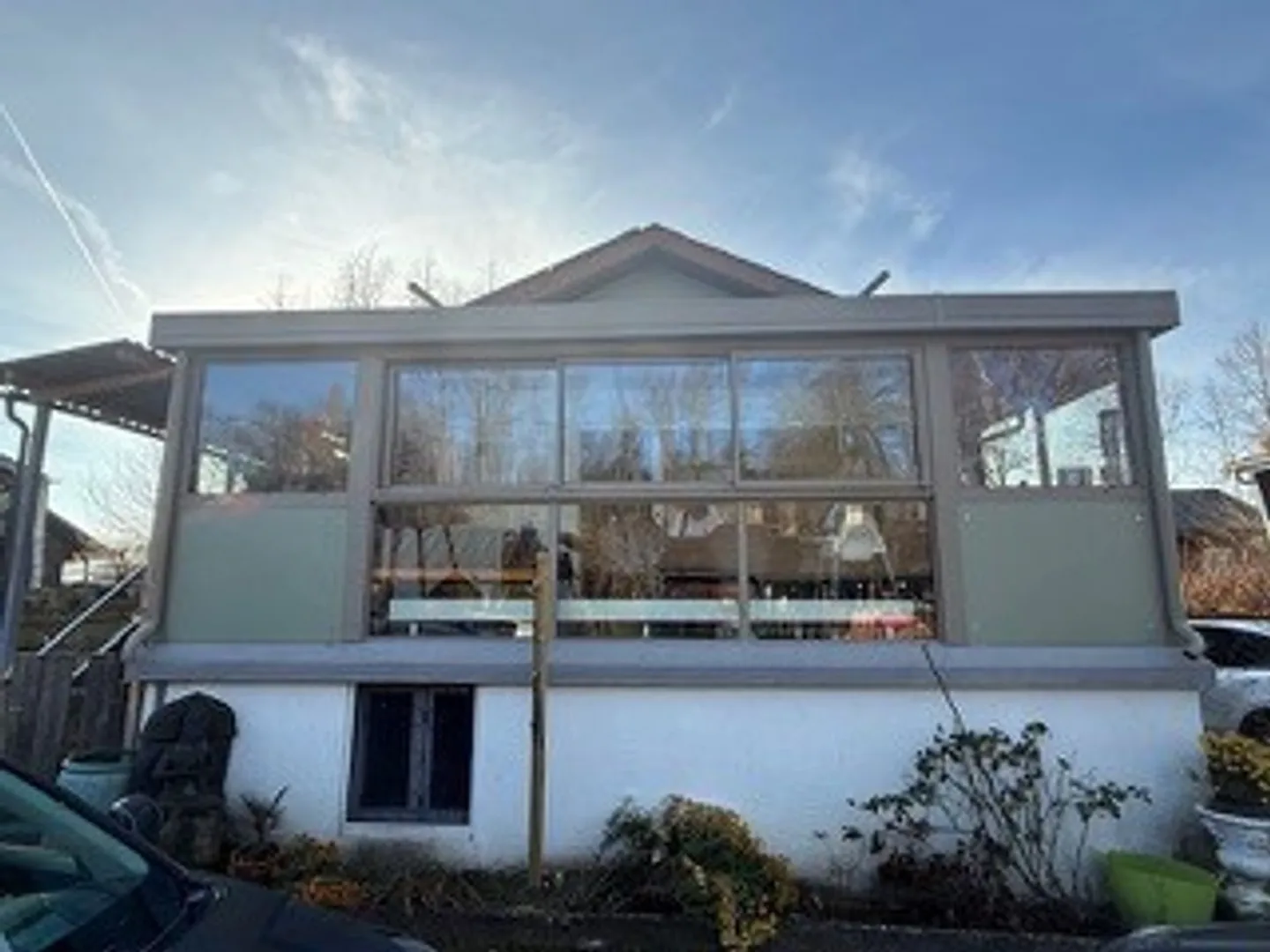 Chalet rénové près du lac - Photo 1 sur 4