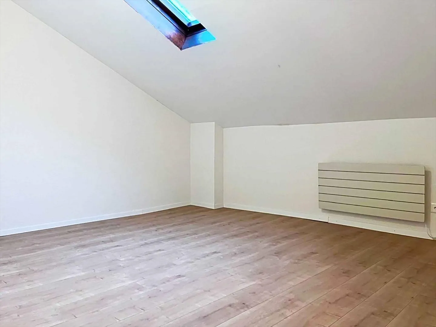 Contiguous House 4.5 Rooms - Photo 9 of 10