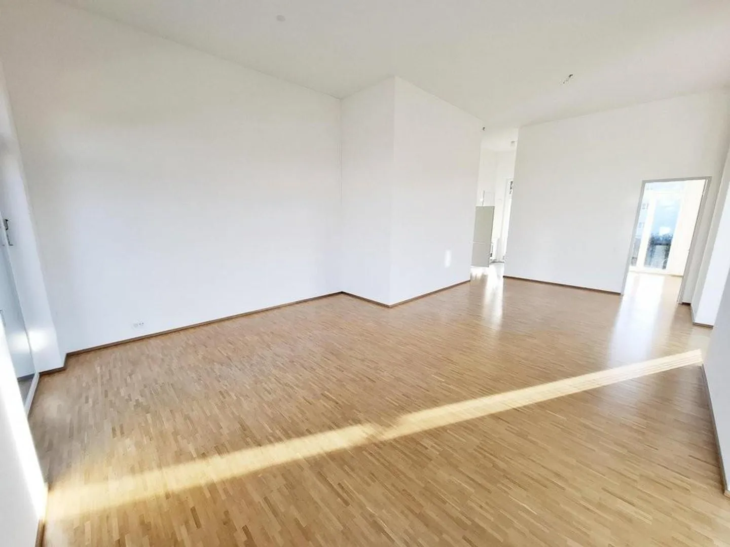 3.5-room apartment with terrace in Oerlikon for rent - Photo 2 of 12