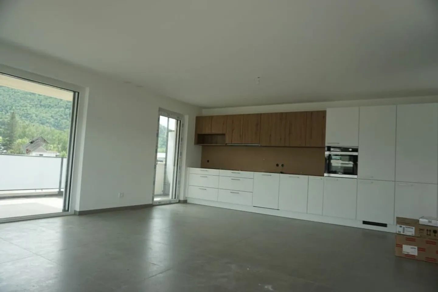 Appartement de 4,5 pièces - Surface nette de 105 m2 - Terrasse de 47 m2 - orient - Photo 1 of 12
