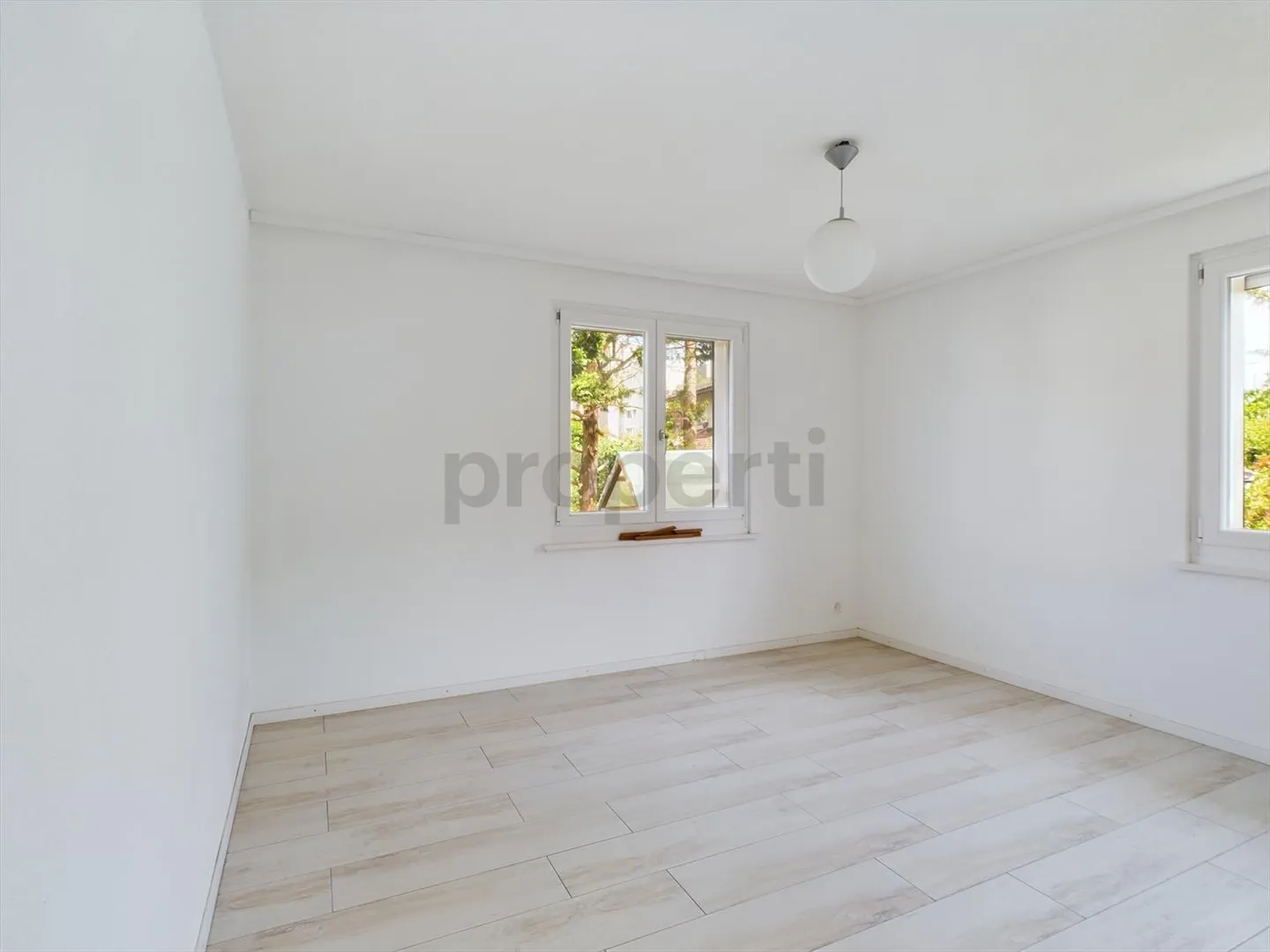 Vielseitiges Einfamilienhaus mit Potenzial in Zofingen - Foto 5 von 13
