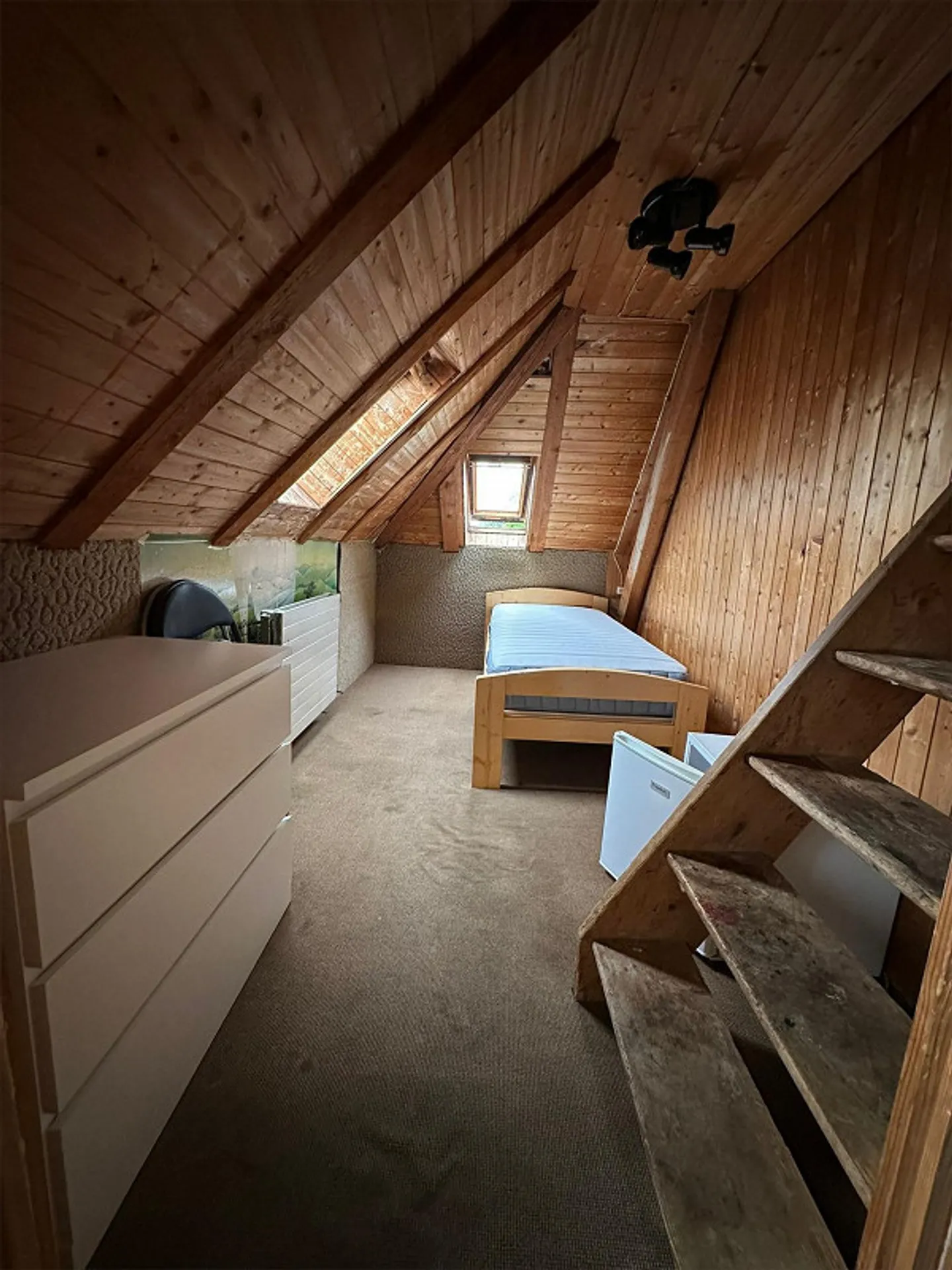 Salle de loisirs dans un emplacement central - Photo 1 sur 4